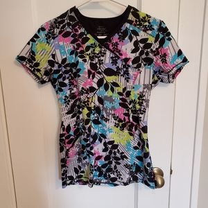 Cherokee scrub top